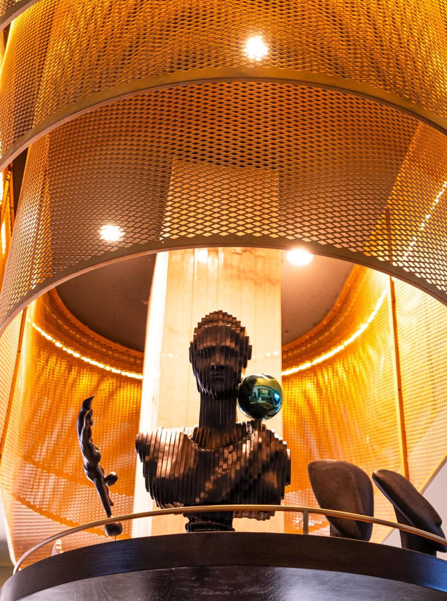 President Hotel Dubai Exteriör bild